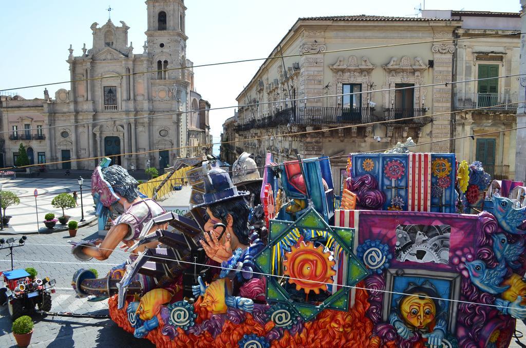 Appartamenti Piazza Duomo Acireale Δωμάτιο φωτογραφία